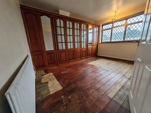 Photo 7- click for photo gallery